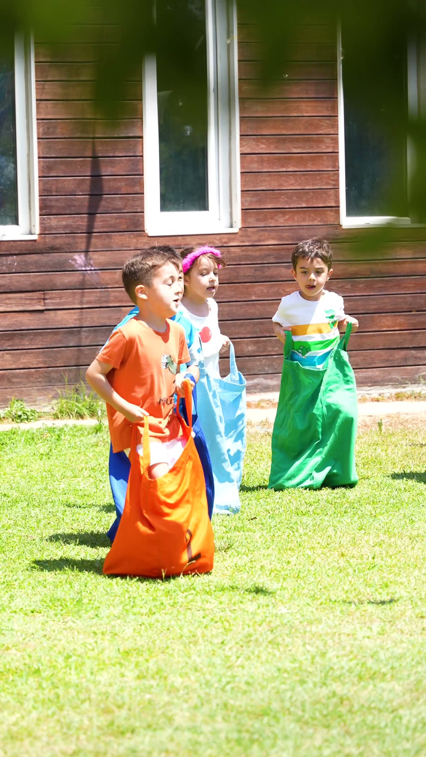 Cuval yarisi — Medi Anaokulu, Başakşehir