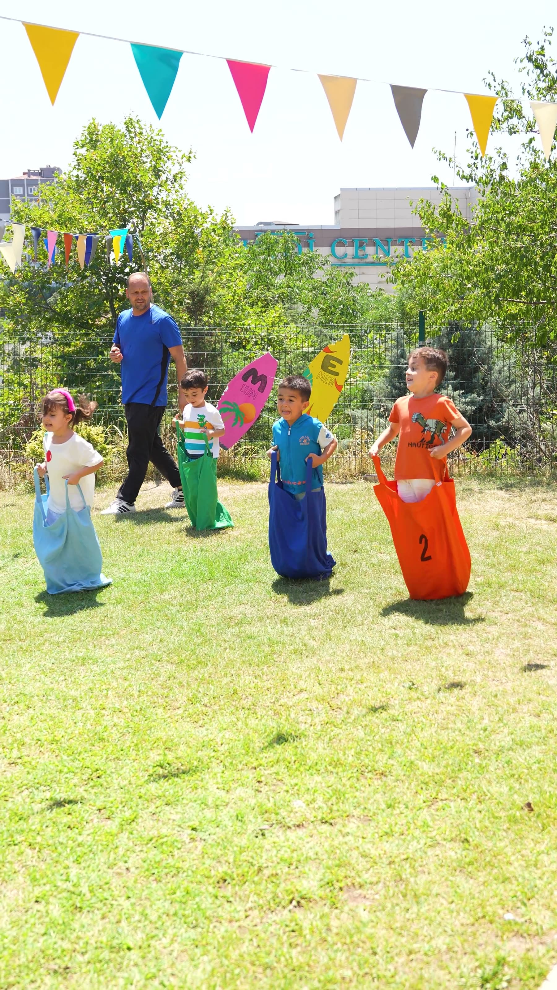 Bahce senligi — Medi Anaokulu, Başakşehir